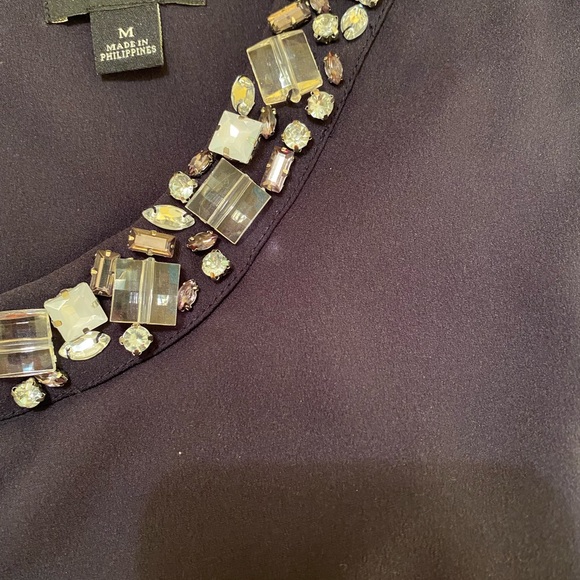 Ann Taylor navy top with jeweled neckline size M - Picture 4 of 5